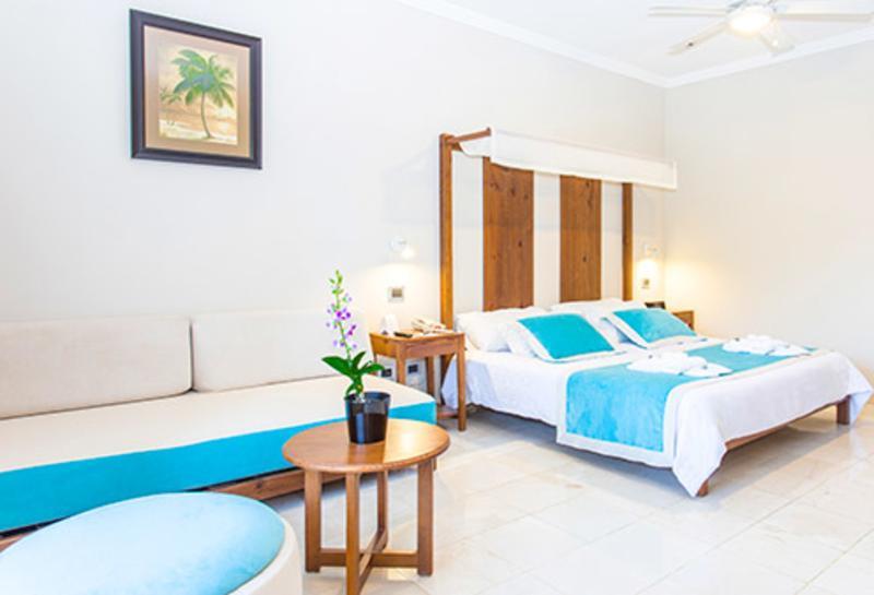 Be Live Collection Punta Cana Adults Only ภายนอก รูปภาพ A room at the hotel