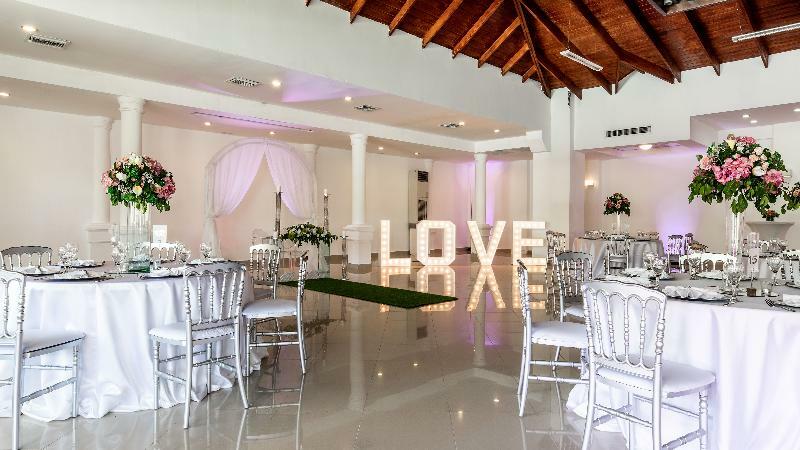 Be Live Collection Punta Cana Adults Only ภายนอก รูปภาพ The interior of the ballroom at the Riverview Centre
