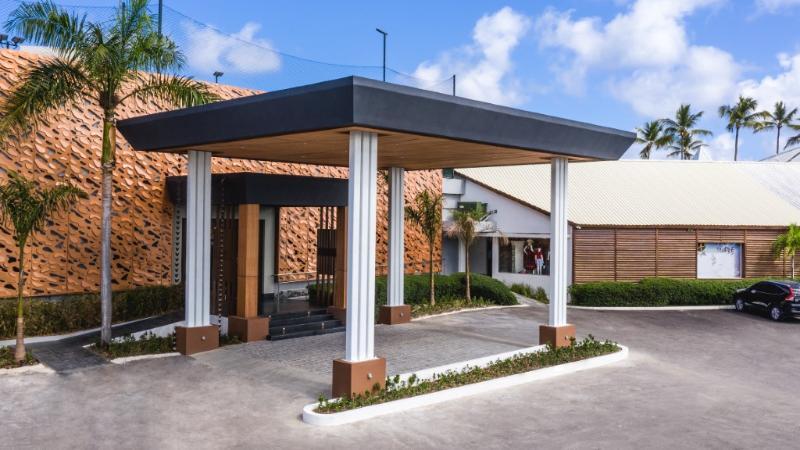 Be Live Collection Punta Cana Adults Only ภายนอก รูปภาพ The entrance of the airport
